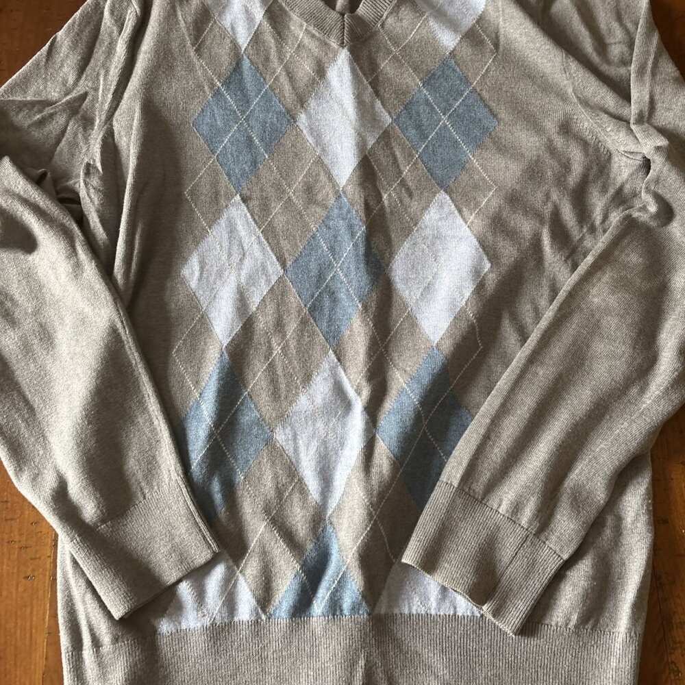banana republic Men’s Gray & Blue Argyle Sweater Size Medium Silk & Cashmere - Picture 3 of 7